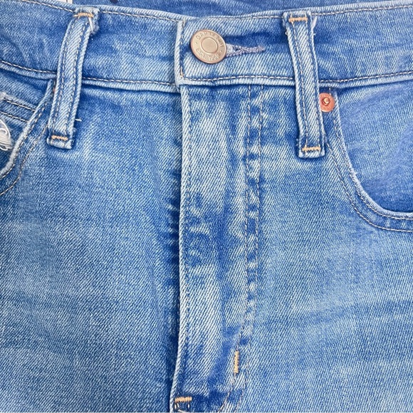 Gap Women’s High Rise Kick Fit Jean Medium Wash Size 26/2 Regular - Picture 6 of 12